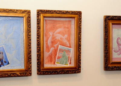 Στις μαύρες πάνω πέτρες της φυγής