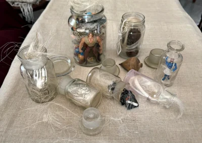 Αναστάσης Μαδαμόπουλος, Τα Χέρια.